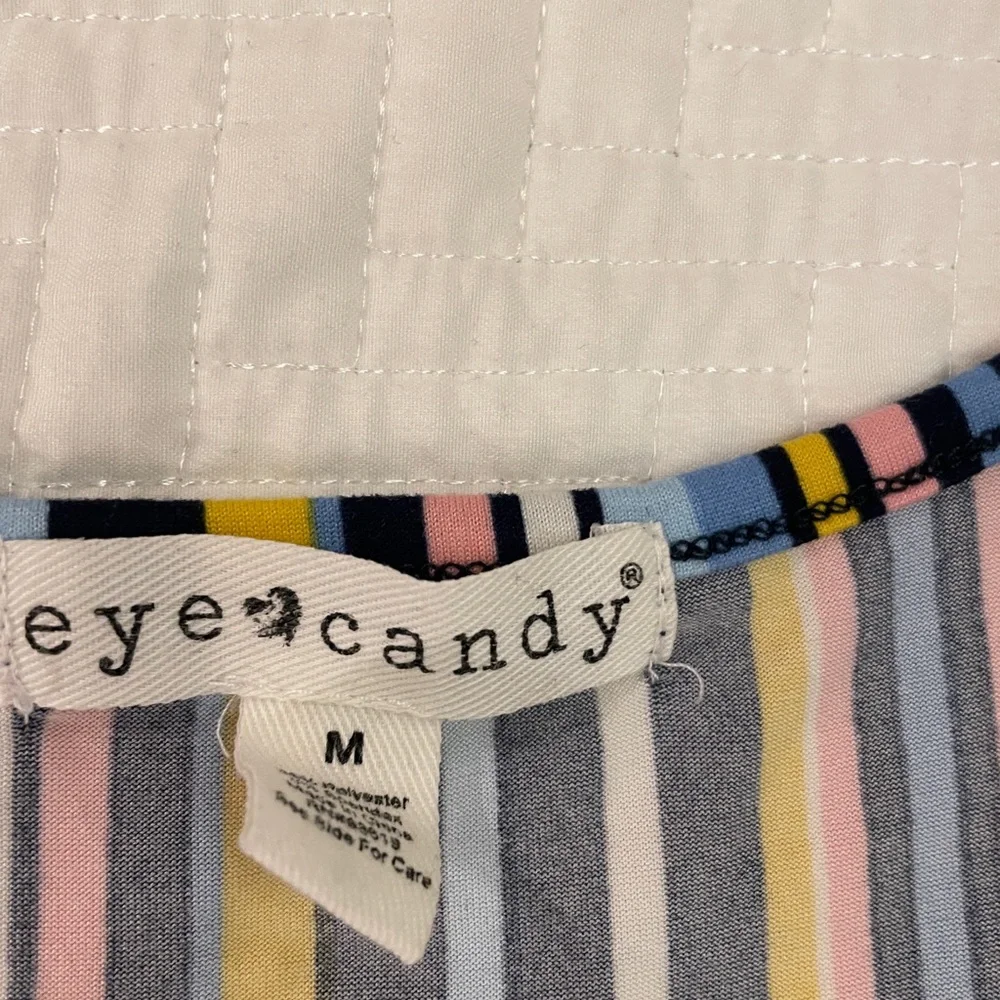 Lot of Juniors Size M Tops - Picture 4 of 10